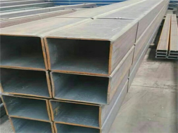 石渠<font style='color:red'>Q355B无缝方管</font>大厂出货
